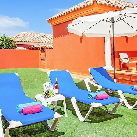 Sleeps 6 With Pool Air Con And Wifi Villa *